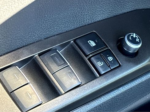 Used 2024 Toyota Camry XSE image 19