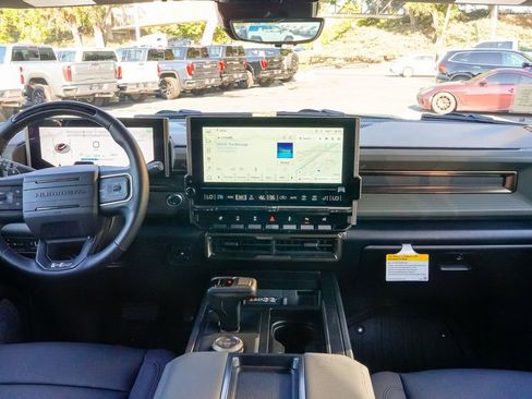 Used 2025 GMC Hummer EV 2X w/ Extreme Off-Road Package image 22