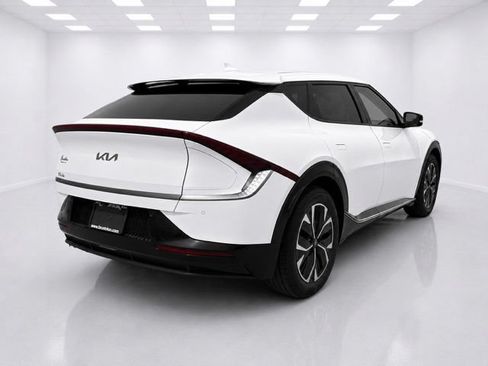 Used 2024 Kia EV6 Wind AWD/4WD image 8