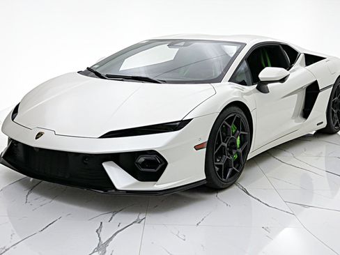 Used 2026 Lamborghini Temerario AWD/4WD image 2