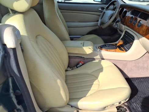 Used 2002 Jaguar XK8 Convertible RWD image 12