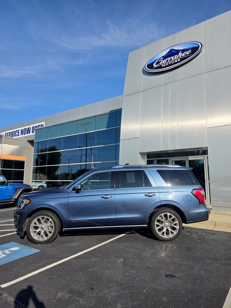 Used 2019 Ford Expedition Platinum RWD image 2