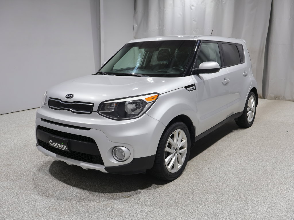 Used 2018 Kia Soul + FWD image 14
