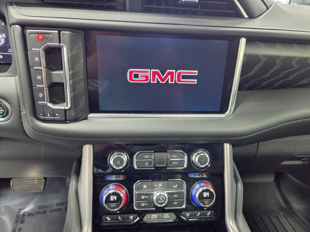Used 2022 GMC Yukon XL Denali AWD/4WD image 40