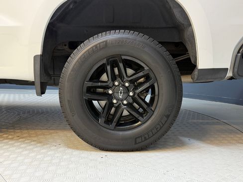 Used 2019 Chevrolet Silverado 1500 Custom Trail Boss image 12