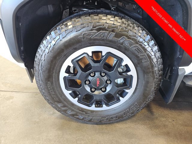 Used 2025 Toyota 4Runner TRD Off-Road AWD/4WD image 10