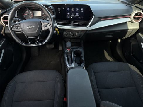 Certified 2024 Chevrolet Trax RS w/ Driver Confidence Package image 11