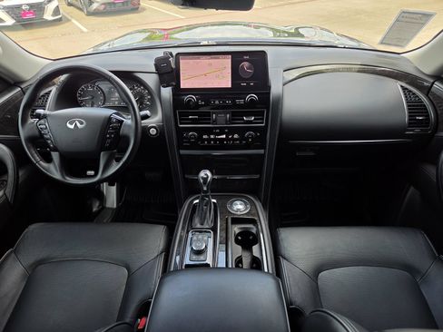 Used 2024 INFINITI QX80 Luxe RWD image 12
