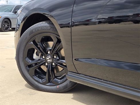 New 2025 Honda Accord SE image 23