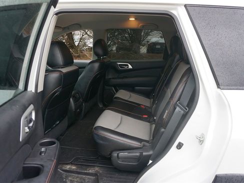 Used 2020 Nissan Pathfinder SV w/ Rock Creek Edition image 12