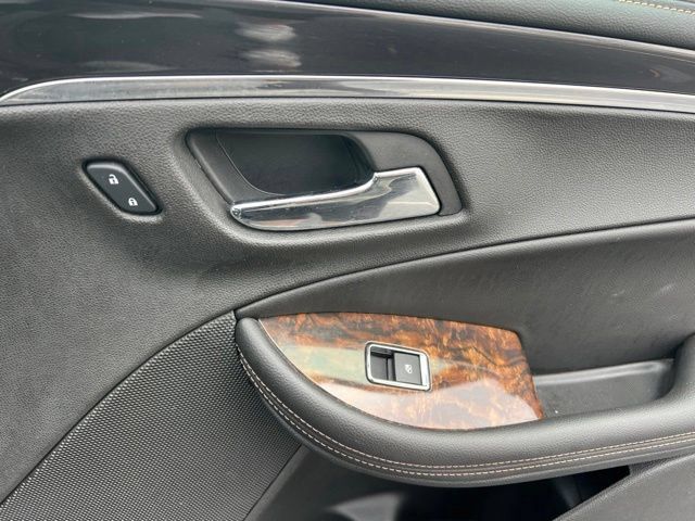 Used 2015 Chevrolet Impala LT w/ Convenience Package FWD image 31