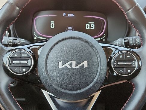 Used 2023 Kia Soul GT-Line w/ GT-Line Technology Package image 11