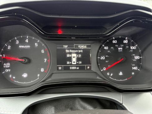 Used 2024 Chevrolet Trax LS w/ LS Convenience Package image 7