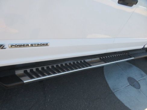 Used 2020 Ford F250 XLT AWD/4WD image 16