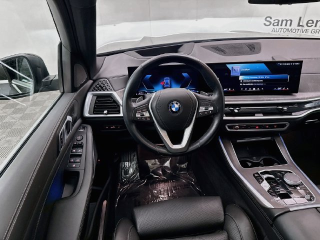 Used 2024 BMW X5 xDrive50e w/ Premium Package AWD/4WD image 23