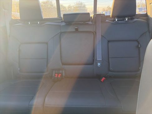 Used 2020 Chevrolet Silverado 2500 LT w/ Convenience Package image 12