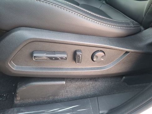 New 2025 Honda Pilot EX-L image 10