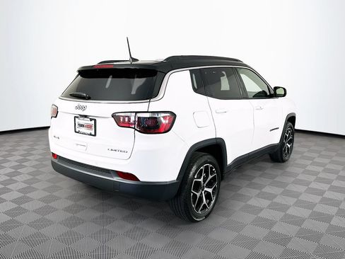 Certified 2025 Jeep Compass Limited AWD/4WD image 11