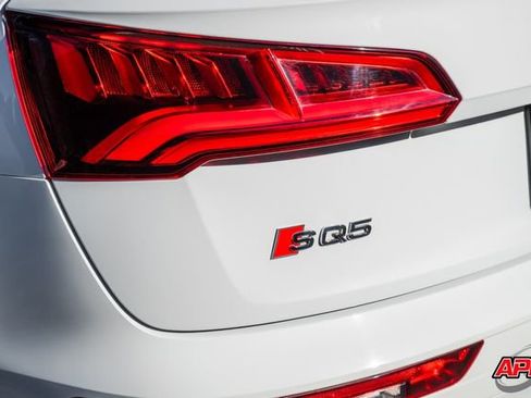 Used 2020 Audi SQ5 Premium Plus w/ Premium Plus Package image 31