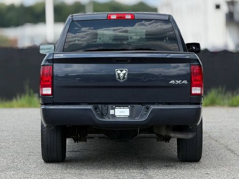 Used 2017 RAM 1500 Express AWD/4WD image 4