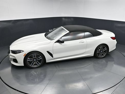 Used 2025 BMW M850i xDrive Convertible AWD/4WD image 18