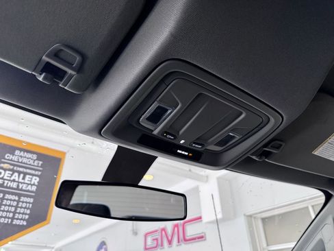 Used 2020 Chevrolet Silverado 2500 W/T image 23