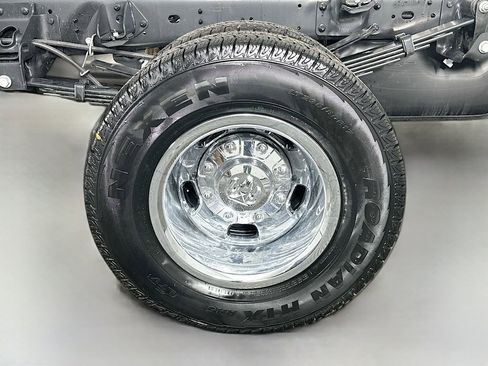 New 2026 RAM 3500 Tradesman w/ Chrome Appearance Group A AWD/4WD image 17