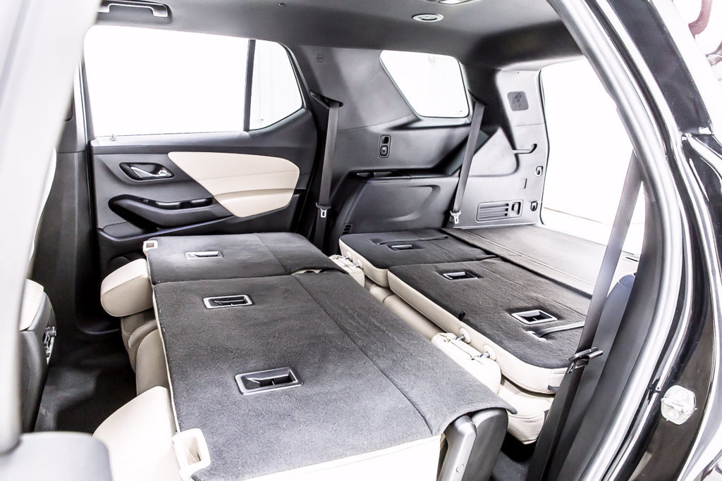 Used 2023 Chevrolet Traverse LS w/ Safety Package FWD image 36