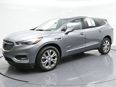 Used 2019 Buick Enclave Avenir w/ Avenir Technology Package image 3
