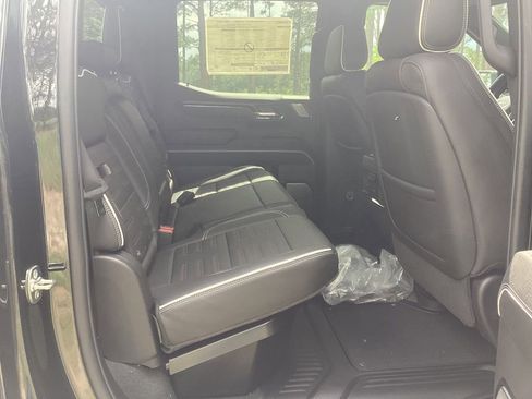 New 2026 GMC Sierra 1500 AT4X AWD/4WD image 19