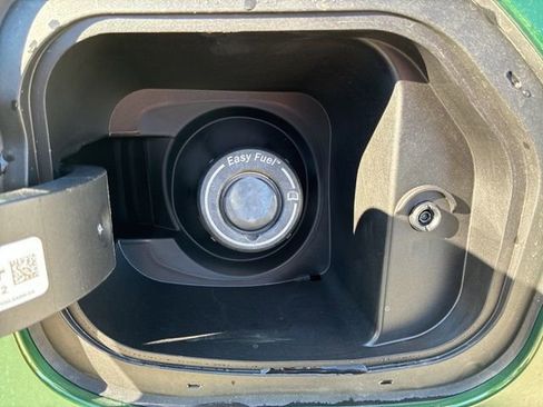 New 2025 Ford Bronco 4-Door image 5