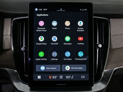 Certified 2025 Volvo XC90 B6 Plus AWD/4WD image 16