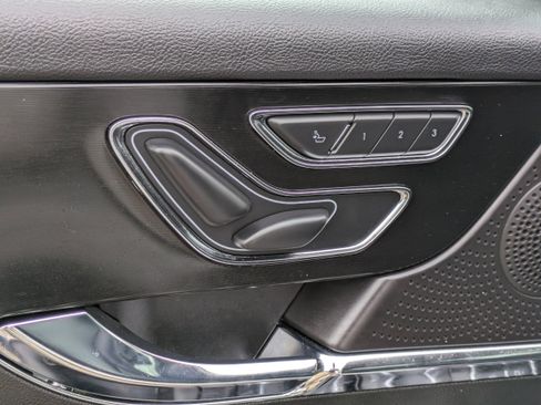 Used 2023 Lincoln Corsair Standard image 19