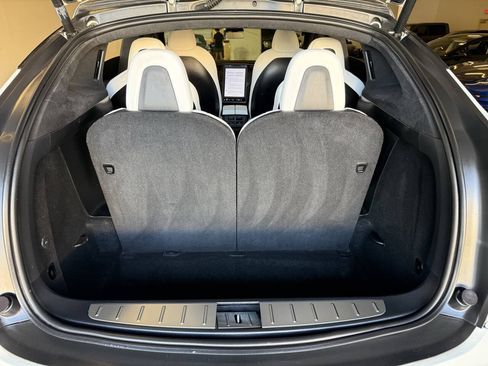Used 2020 Tesla Model X Performance AWD/4WD image 30