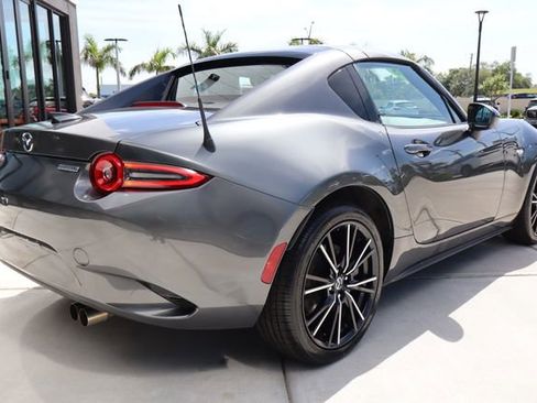 Used 2025 MAZDA MX-5 Miata RF Grand Touring RWD image 3