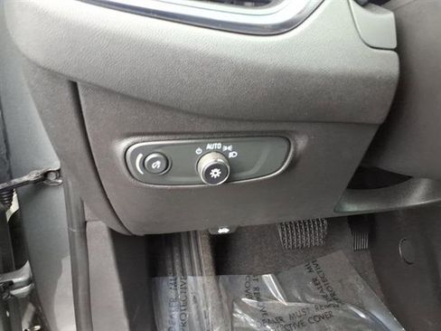 Certified 2024 Chevrolet Equinox LT w/ LPO, Floor Liner Package image 13