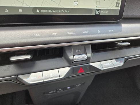 Certified 2024 Kia EV9 Wind AWD/4WD image 33