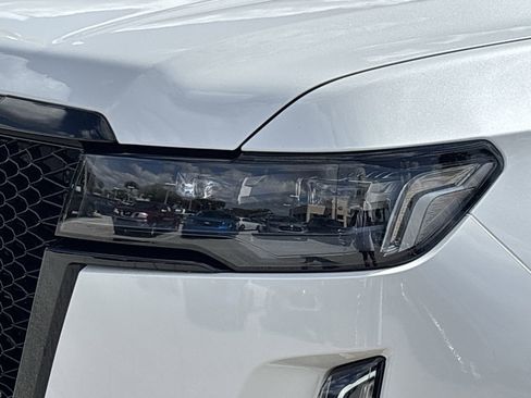 Used 2022 Cadillac Escalade Sport Platinum image 6