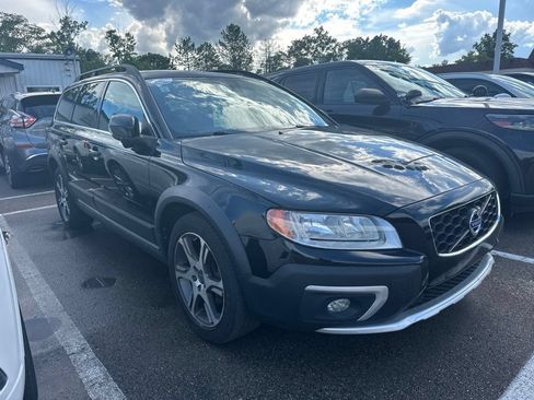 Used 2014 Volvo XC70 T6 AWD/4WD image 3