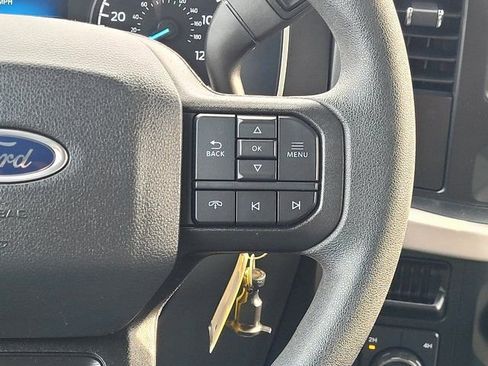 Used 2023 Ford F150 XLT image 26