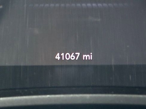 Used 2023 Dodge Challenger SXT w/ Blacktop Package image 23