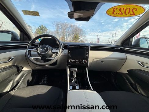Used 2023 Hyundai Tucson SEL image 12