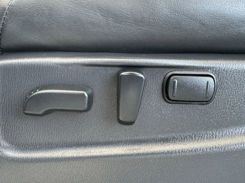 Used 2017 Nissan Armada Platinum w/ Captain Seat Package image 42