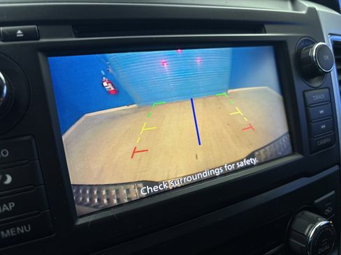 Used 2019 Nissan Titan SL w/ Chrome Package image 21