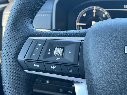 New 2026 Nissan Rogue SL AWD/4WD image 11