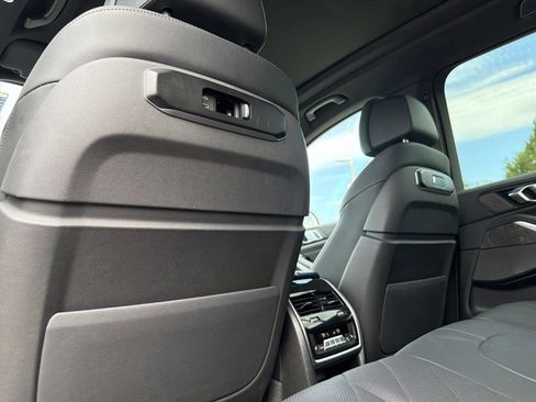 Certified 2025 BMW X5 xDrive40i AWD/4WD image 17