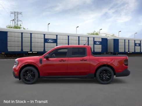 New 2026 Ford Maverick Lariat image 3