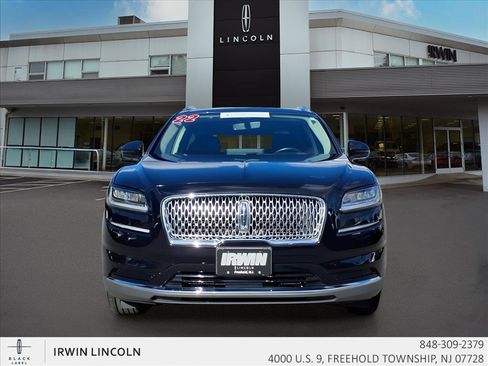 Certified 2022 Lincoln Nautilus Reserve w/ Luxury Package image 3