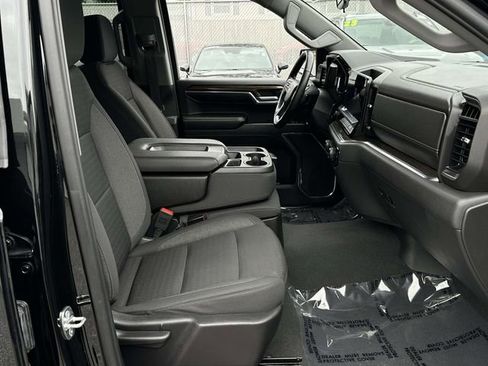 Used 2024 Chevrolet Silverado 1500 LT AWD/4WD image 20
