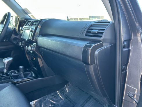 Used 2019 Toyota 4Runner TRD Off-Road Premium w/ Wilderness Package image 26